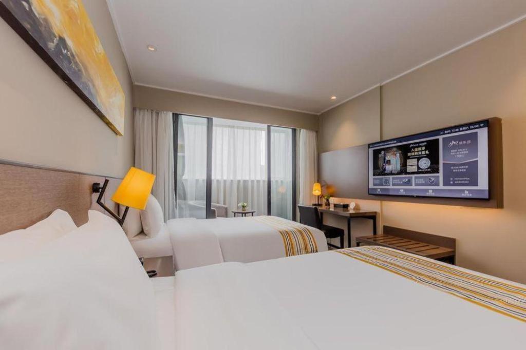 Home Inn Plus Shanghai New International Expo Center Yushan Road Yuanshen Sports Eksteriør bilde
