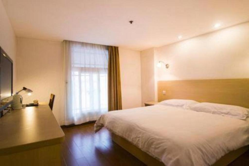 Home Inn Plus Shanghai New International Expo Center Yushan Road Yuanshen Sports Eksteriør bilde