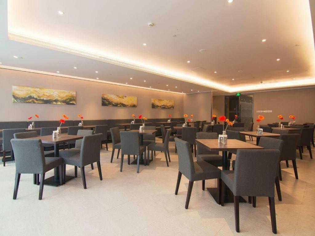 Home Inn Plus Shanghai New International Expo Center Yushan Road Yuanshen Sports Eksteriør bilde